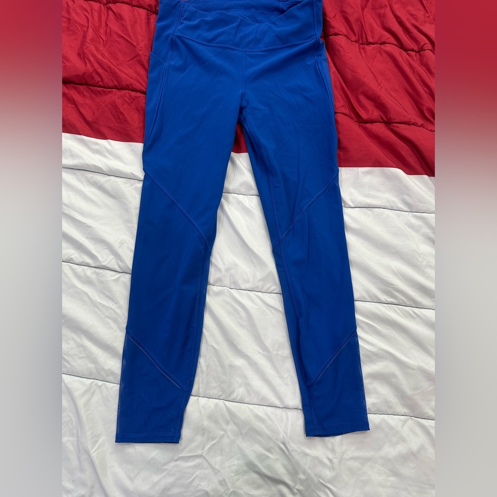 Lululemon Gait Keeper 7/8 Tight 25"
Jet Stream